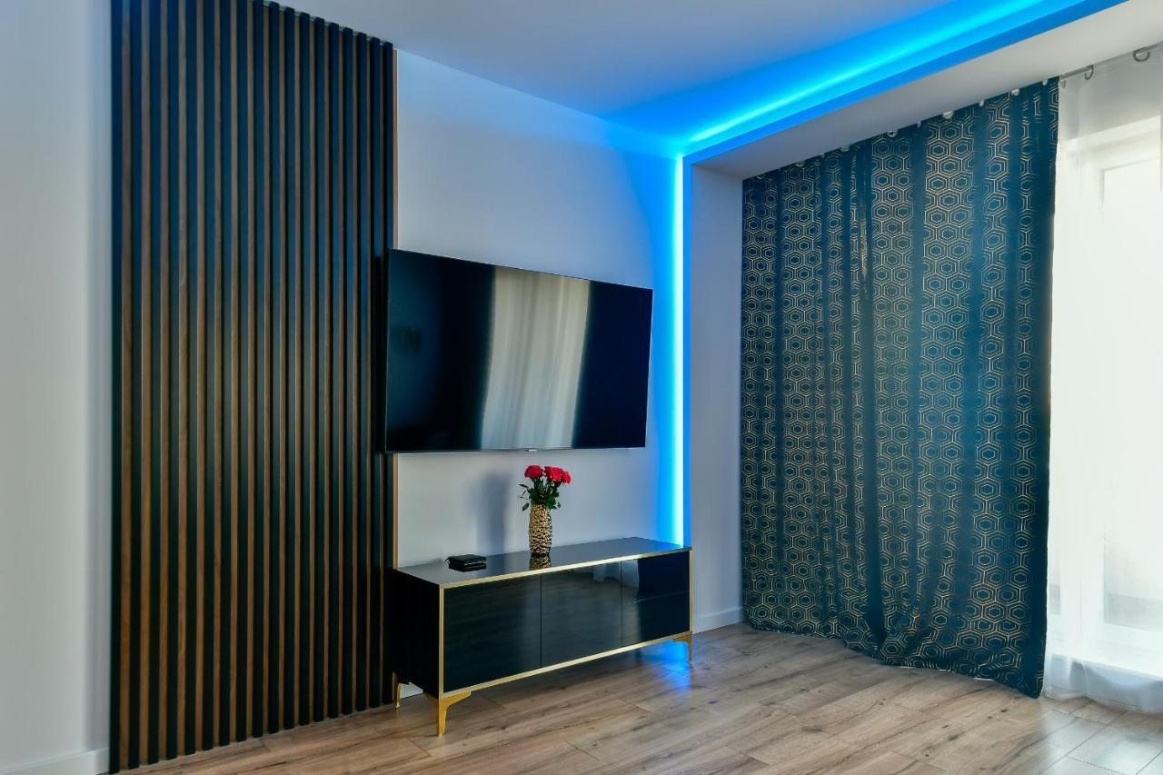 Apartament32 Golden Vip -Duze Miejsce Postojowe- ออลชติน ภายนอก รูปภาพ