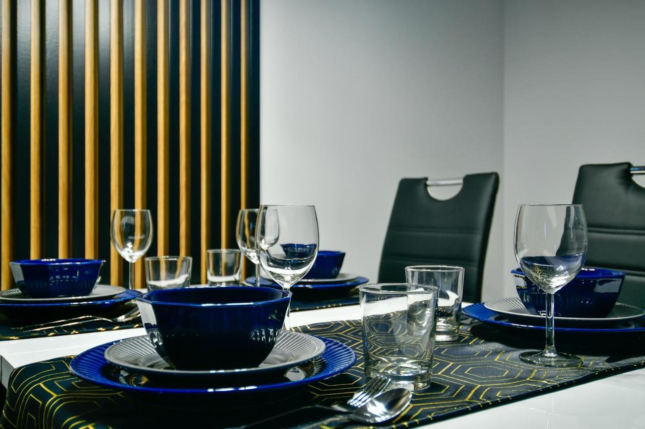 Apartament32 Golden Vip -Duze Miejsce Postojowe- ออลชติน ภายนอก รูปภาพ